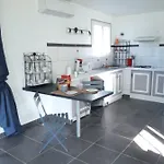 Casa Gattu Nyaraló